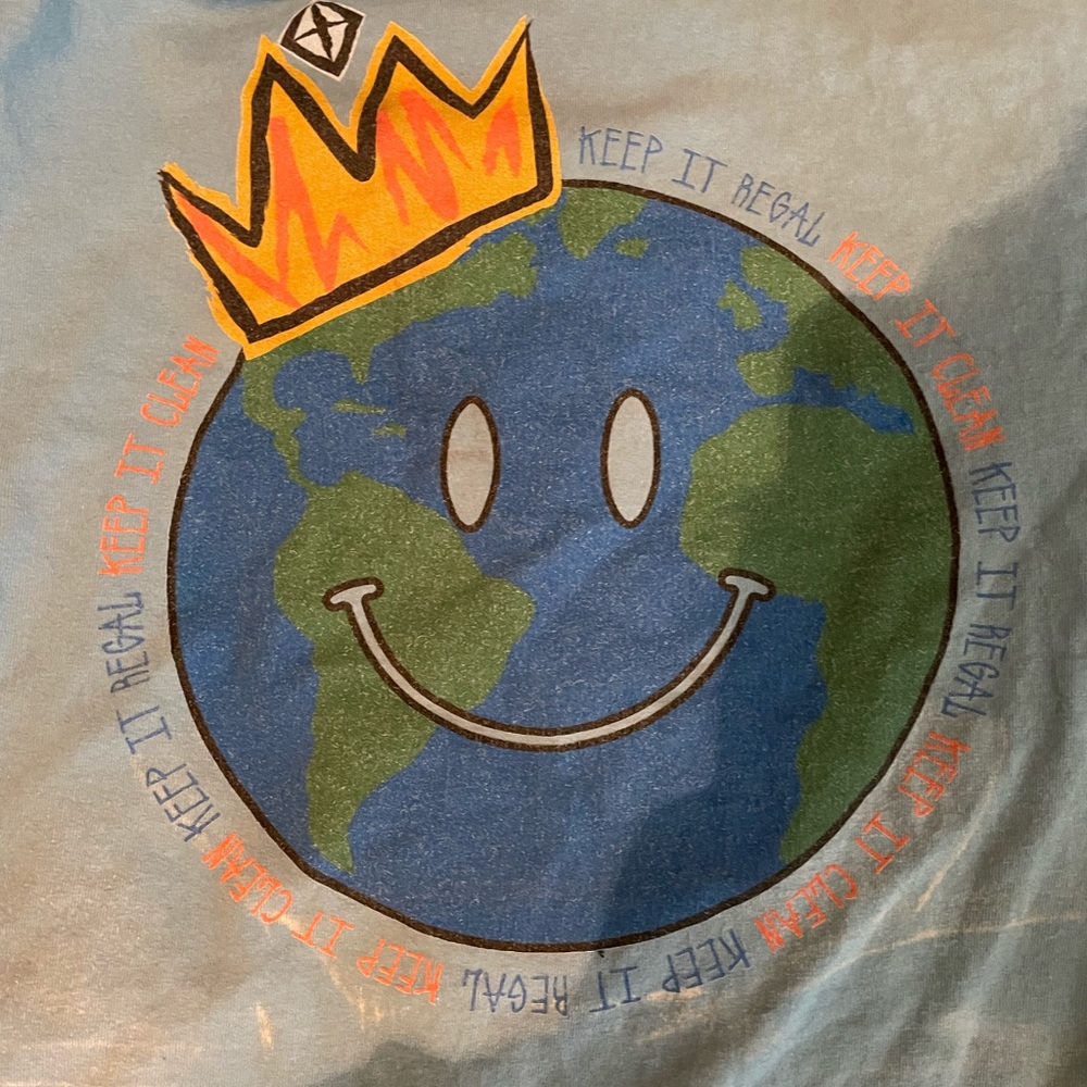 Keep it regal Lana parrilla earth day shirt